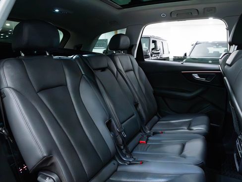 Used 2022 Audi Q7 3.0T Premium Plus w/ Premium Plus Package AWD/4WD image 23
