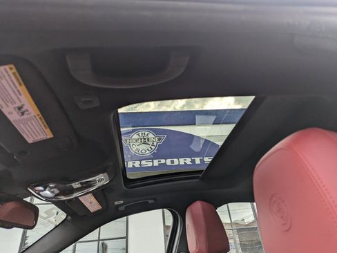 Used 2022 Alfa Romeo Giulia Veloce image 27