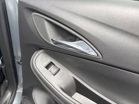 Used 2022 Buick Encore GX Preferred w/ Cold Weather Comfort Package image 14