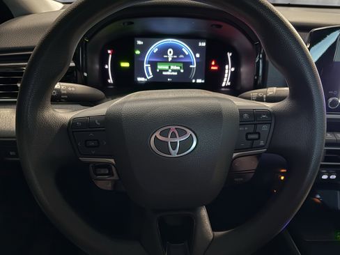 Certified 2025 Toyota Camry LE w/ Convenience Package image 19