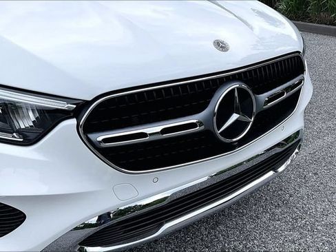 Used 2026 Mercedes-Benz GLC 300 4MATIC image 36