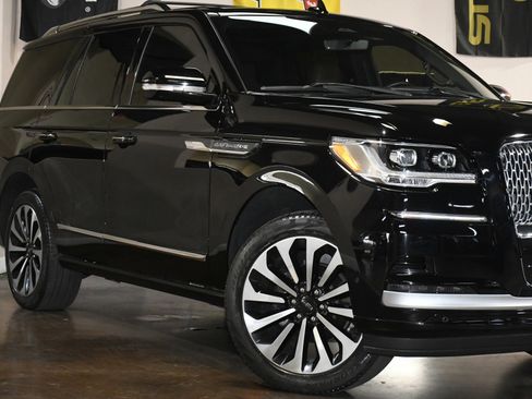 Used 2023 Lincoln Navigator Reserve image 53