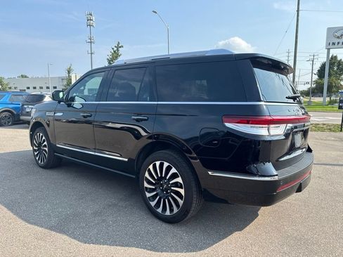 Used 2024 Lincoln Navigator Black Label AWD/4WD image 3