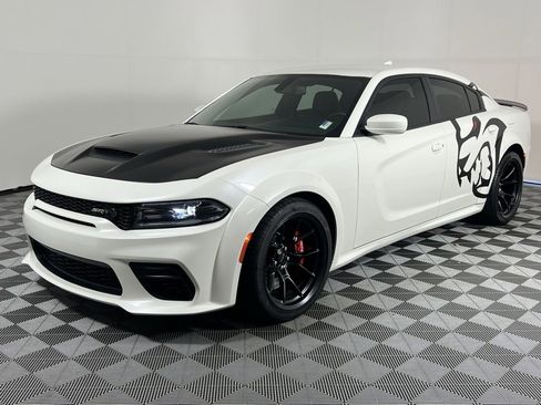 Used 2023 Dodge Charger SRT Hellcat image 3