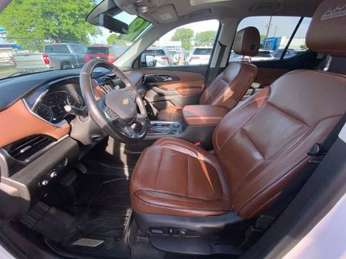 Used 2018 Chevrolet Traverse High Country w/ LPO, Cargo Package AWD/4WD image 16