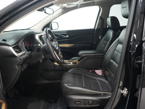 Used 2017 GMC Acadia Denali w/ Technology Package AWD/4WD image 13