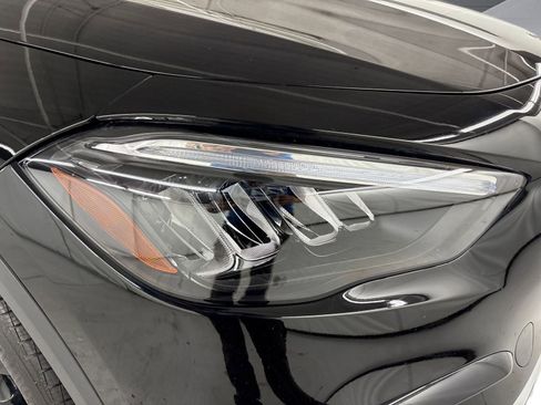 Certified 2025 Mercedes-Benz GLA 250 4MATIC image 11