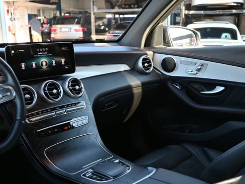 Used 2022 Mercedes-Benz GLC 43 AMG 4MATIC image 47