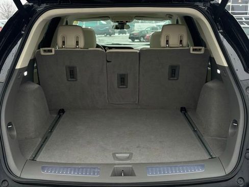 Used 2018 Cadillac XT5 Premium Luxury image 10