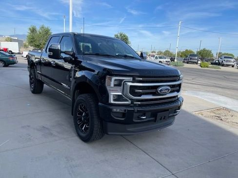 Used 2022 Ford F350 Platinum AWD/4WD image 6