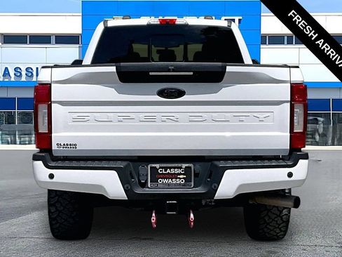 Used 2021 Ford F250 Lariat AWD/4WD image 4