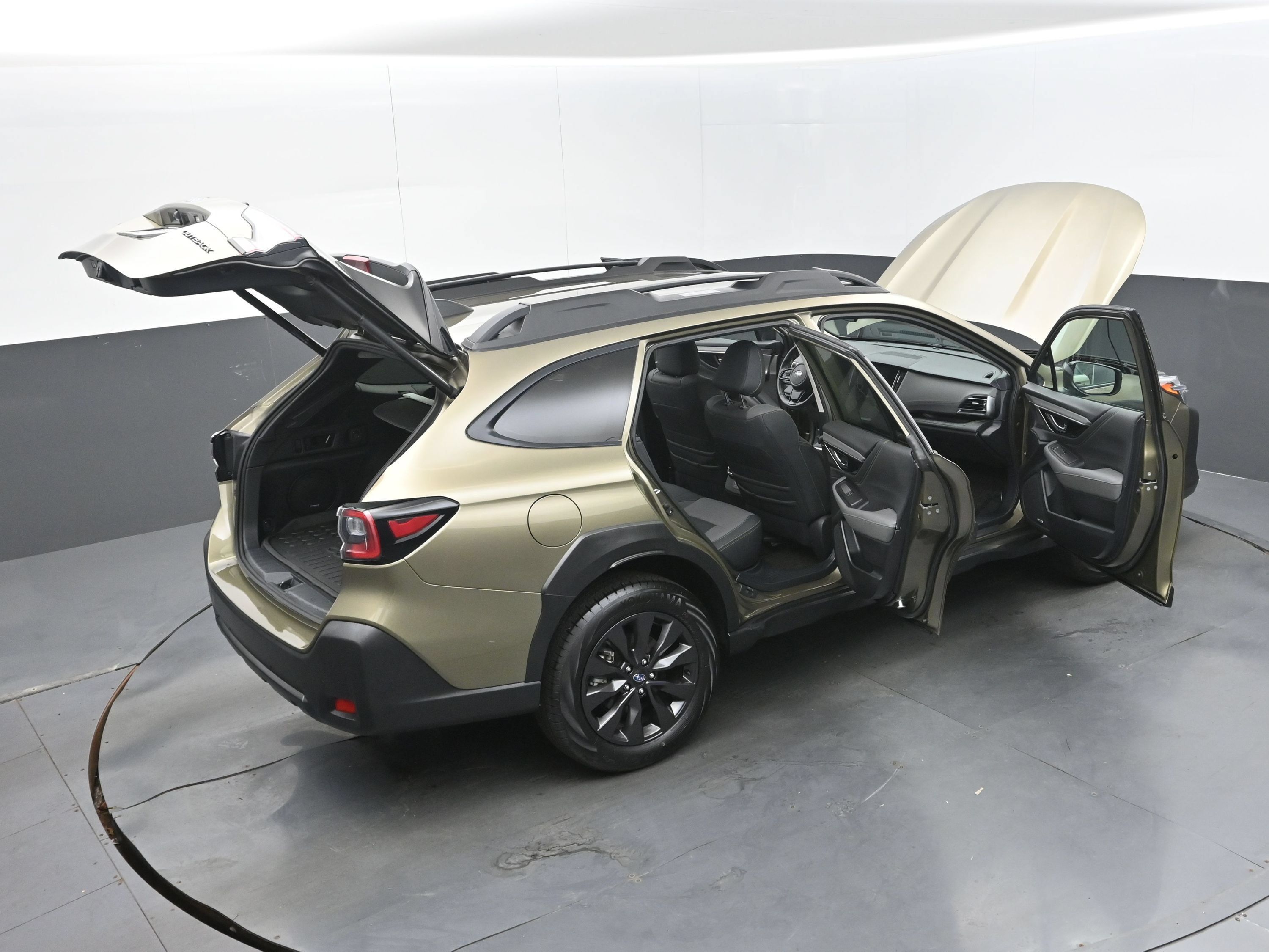 Used 2025 Subaru Outback Onyx Edition AWD/4WD image 46