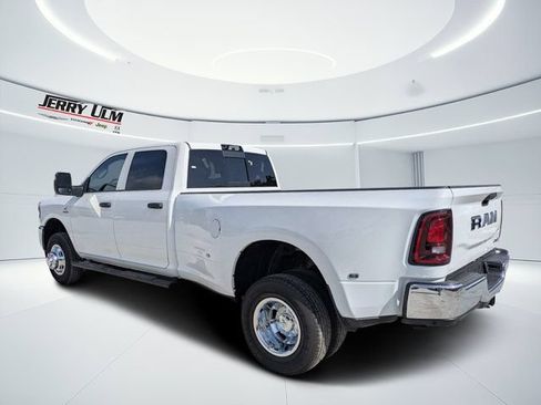 New 2026 RAM 3500 Tradesman AWD/4WD image 5