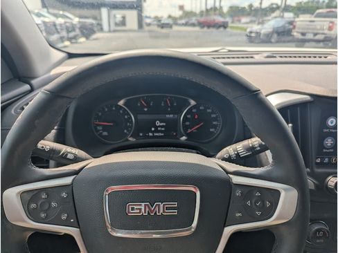 Used 2023 GMC Terrain SLT w/ LPO, 'HIT The Road' Package FWD image 17