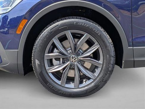 Used 2023 Volkswagen Tiguan SE FWD image 24