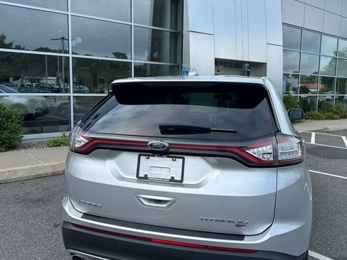 Used 2017 Ford Edge Titanium w/ Equipment Group 301A AWD/4WD image 5