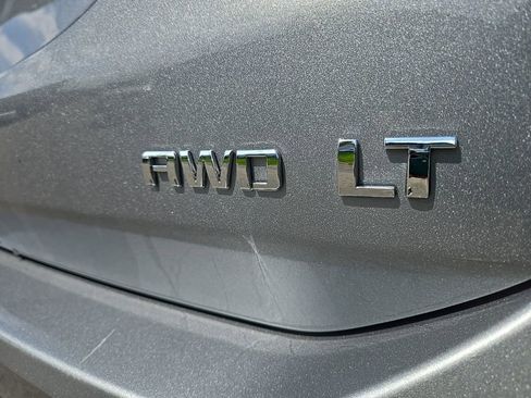 Used 2024 Chevrolet Equinox LT image 12