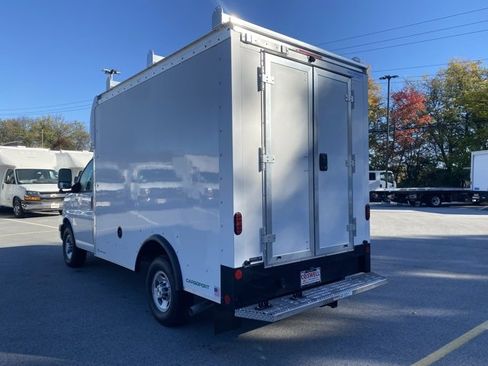 New 2025 Chevrolet Express 3500 w/ Power Convenience Package image 5
