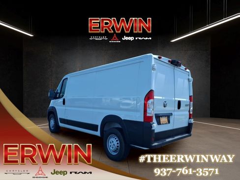 Used 2025 RAM ProMaster 2500 w/ Convenience Group FWD image 5