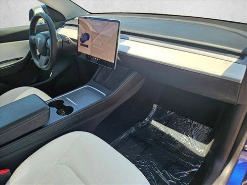 Used 2021 Tesla Model Y Performance AWD/4WD image 22