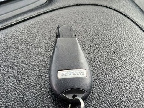 Used 2024 RAM 1500 Classic SLT image 32