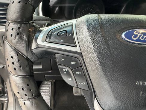 Used 2015 Ford Edge SEL w/ Equipment Group 201A FWD image 22