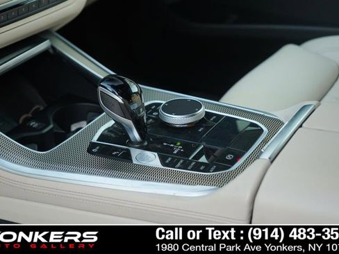 Used 2022 BMW X5 xDrive40i w/ M Sport Package image 51