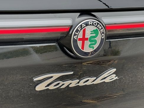 Used 2024 Alfa Romeo Tonale Ti w/ Active Assist Package image 30