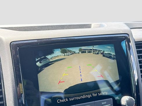 Used 2024 Nissan Frontier Pro-X w/ Technology Package image 8