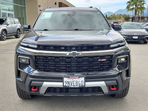 Used 2024 Chevrolet Traverse Z71 w/ Enhanced Driving Package AWD/4WD image 35