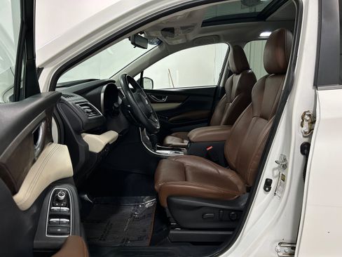 Used 2021 Subaru Ascent Touring w/ Popular Package #2A image 4