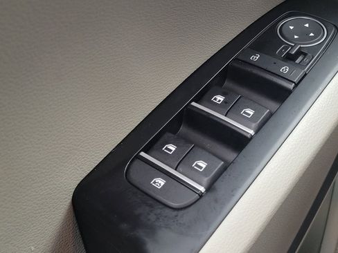 Used 2025 Kia Soul LX w/ LX Technology Package image 27