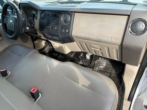 Used 2008 Ford F350 2WD Regular Cab Super Duty image 8