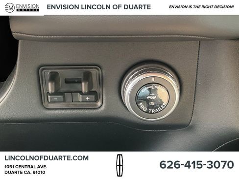 New 2025 Lincoln Navigator L Reserve image 21