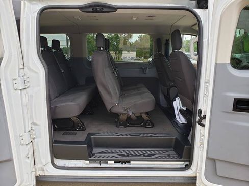 Used 2018 Ford Transit 150 XL RWD image 12