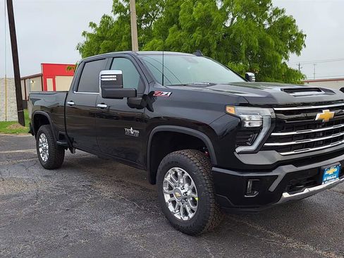 New 2025 Chevrolet Silverado 2500 LT w/ Z71 Chrome Sport Edition image 2