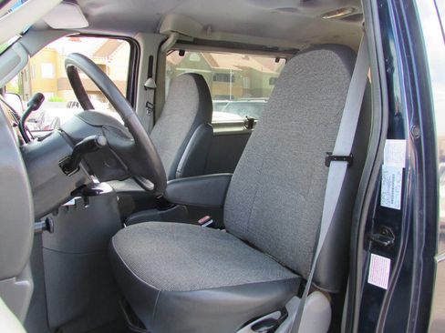 Used 2003 Ford E-150 and Econoline 150 Wagon image 12