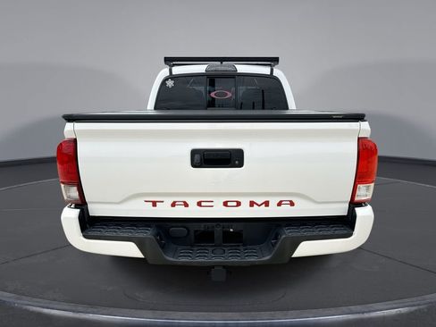 Used 2018 Toyota Tacoma SR w/ SR Convenience Package RWD image 13