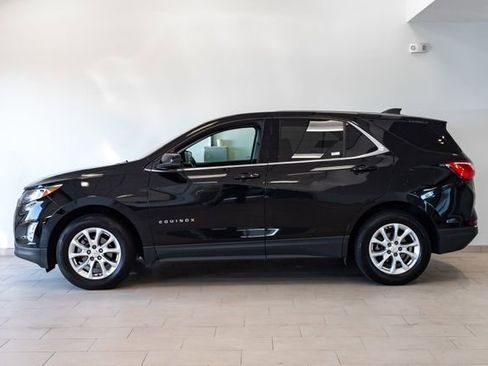 Used 2020 Chevrolet Equinox LT w/ Driver Convenience Package image 26