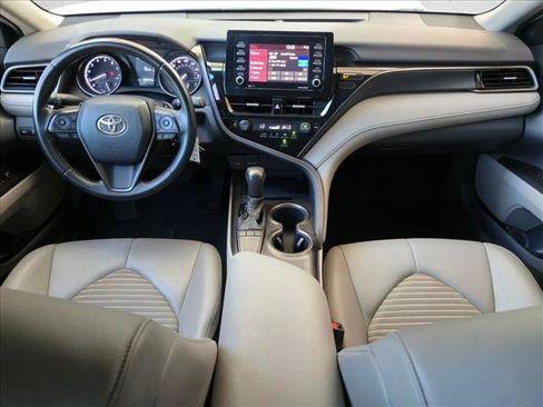 Used 2023 Toyota Camry SE FWD image 17