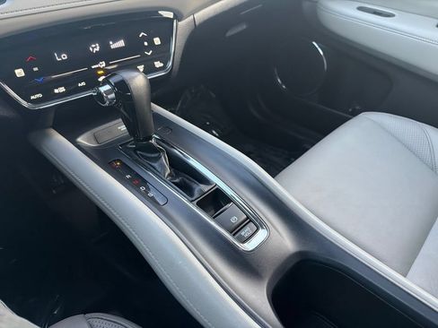 Used 2018 Honda HR-V EX-L image 25