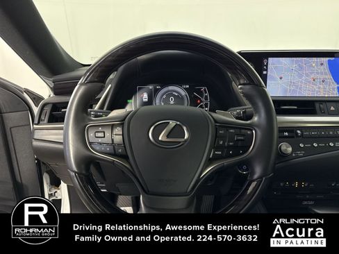 Used 2021 Lexus ES 300h w/ Premium Package image 11