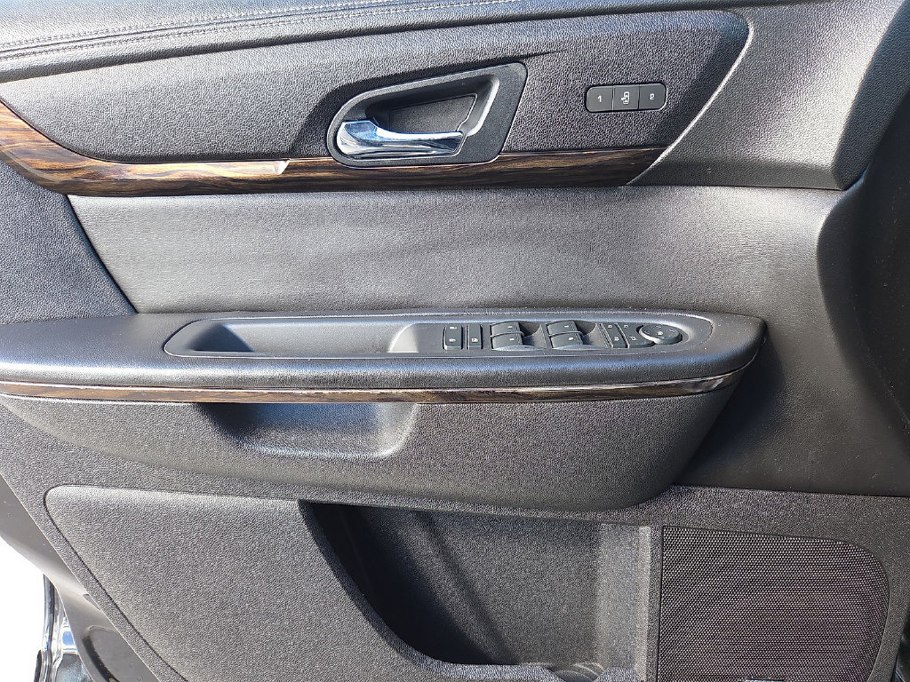 Used 2016 GMC Acadia Denali AWD/4WD image 15
