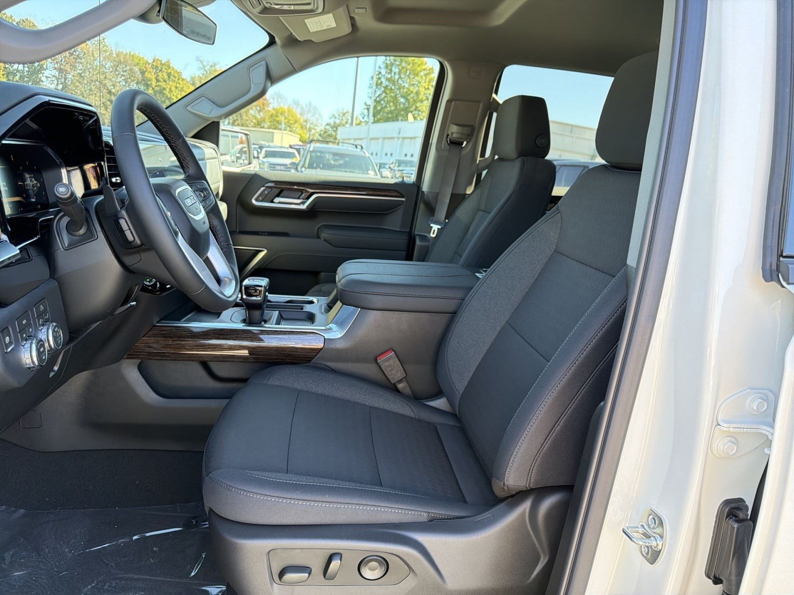New 2026 GMC Sierra 1500 Elevation AWD/4WD image 10