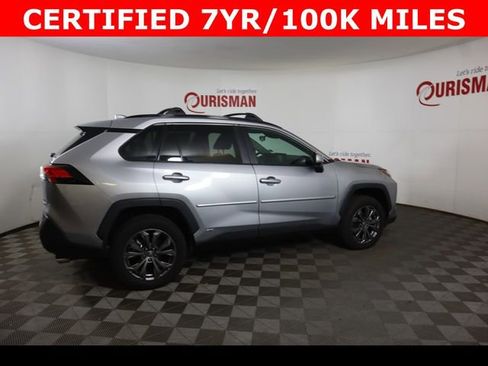 Used 2022 Toyota RAV4 XLE Premium image 17