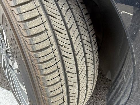Certified 2025 Hyundai Sonata Limited FWD image 10
