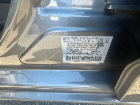 Used 2025 Nissan Sentra S FWD image 27