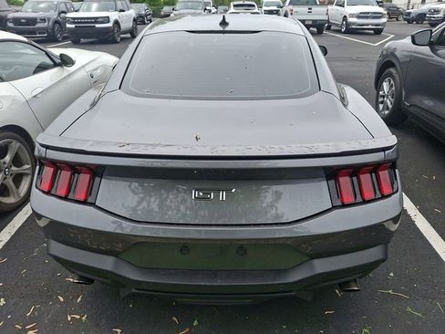 Used 2024 Ford Mustang GT RWD image 9