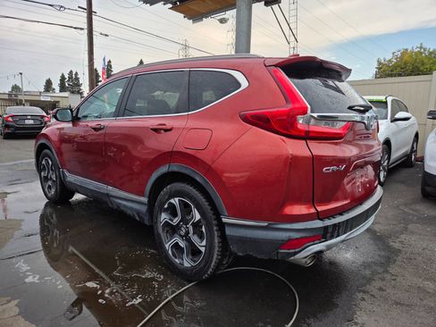 Used 2017 Honda CR-V Touring image 2