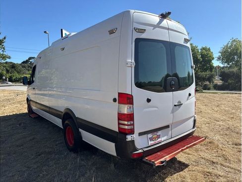 Used 2014 Mercedes-Benz Sprinter 3500 w/ Cargo Protection Package image 10